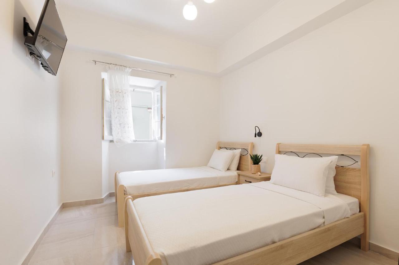 Salt & Sun Apartments By Konnect, At Kaminaki Beach Nisaki  외부 사진