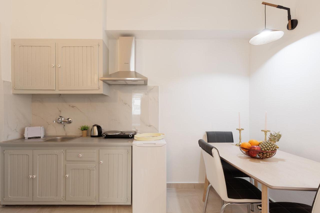 Salt & Sun Apartments By Konnect, At Kaminaki Beach Nisaki  외부 사진