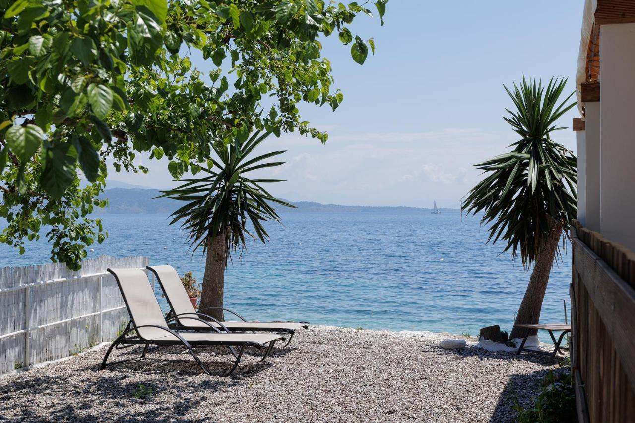 Salt & Sun Apartments By Konnect, At Kaminaki Beach Nisaki  외부 사진